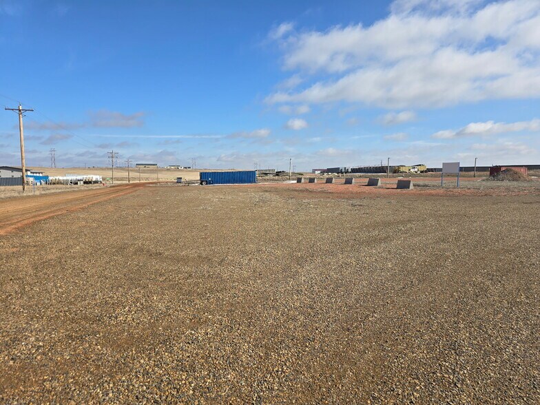 14144 26v Street Northwest, Alexander, ND à vendre - Photo du bâtiment - Image 2 de 5