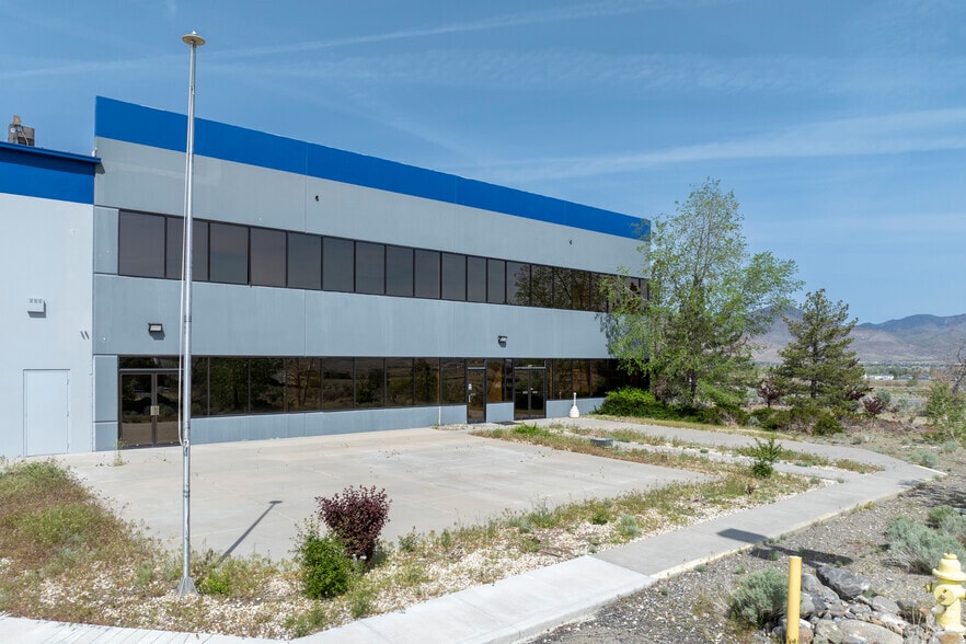 101 Evans Ave, Dayton, NV for sale - Building Photo - Image 3 of 7