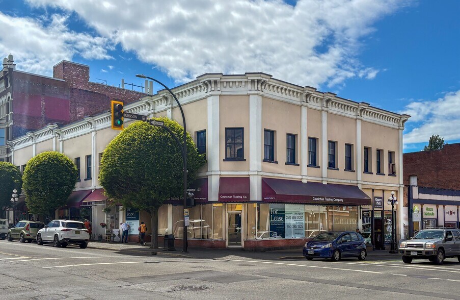 1328 Government St, Victoria, BC for lease - Building Photo - Image 2 of 2