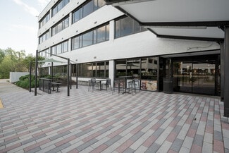 Plus de détails pour 3299 Woodburn Rd, Annandale, VA - Plusieurs types d'espaces à louer