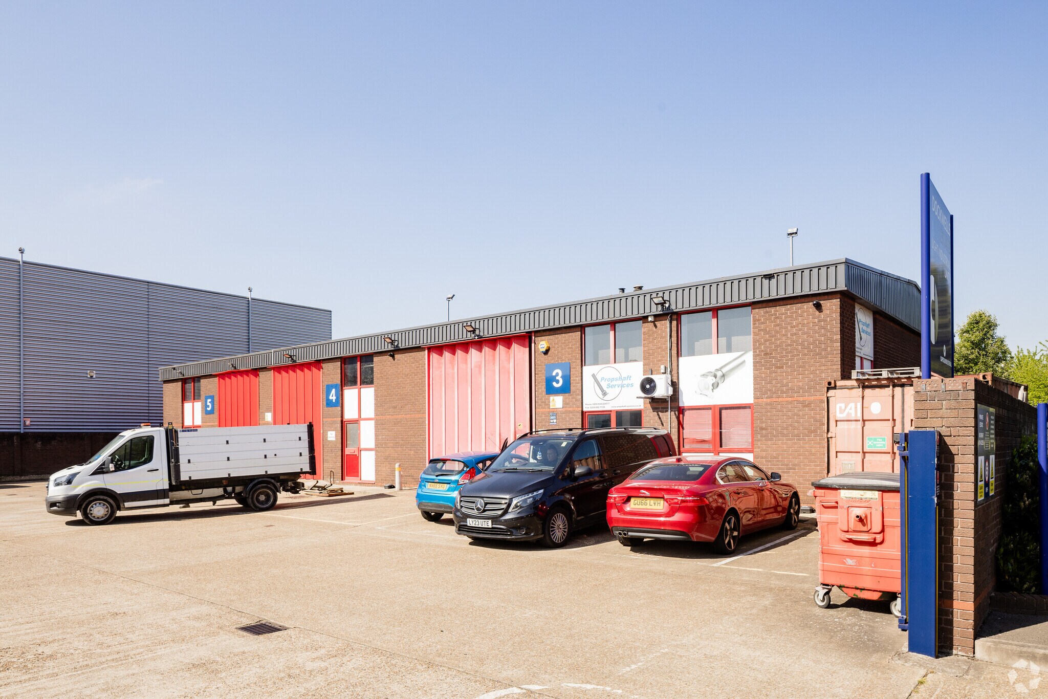 Central Way, Feltham for sale Primary Photo- Image 1 of 1