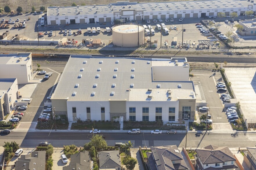 10460 Hickson St, El Monte, CA for lease - Building Photo - Image 2 of 5