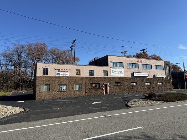 48 Silas Deane Hwy, Wethersfield, CT for lease - Building Photo - Image 2 of 13
