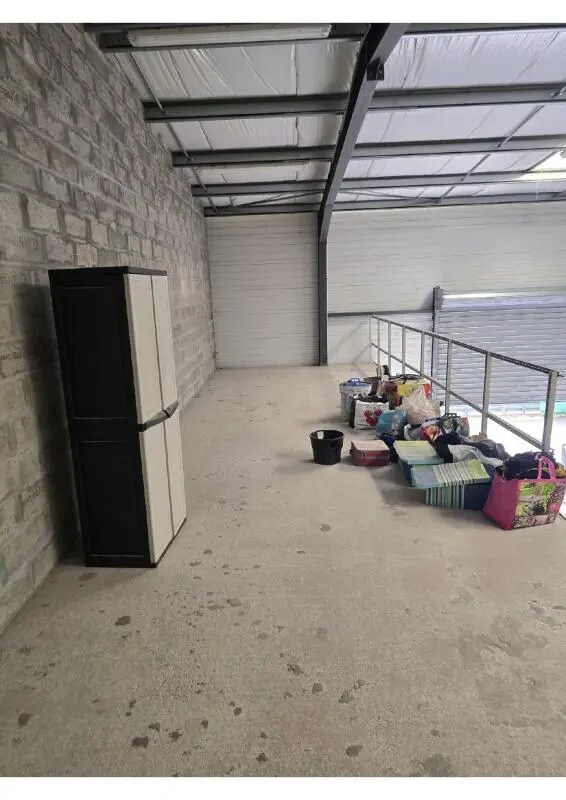 Flex in Eysines for lease Interior Photo- Image 1 of 5