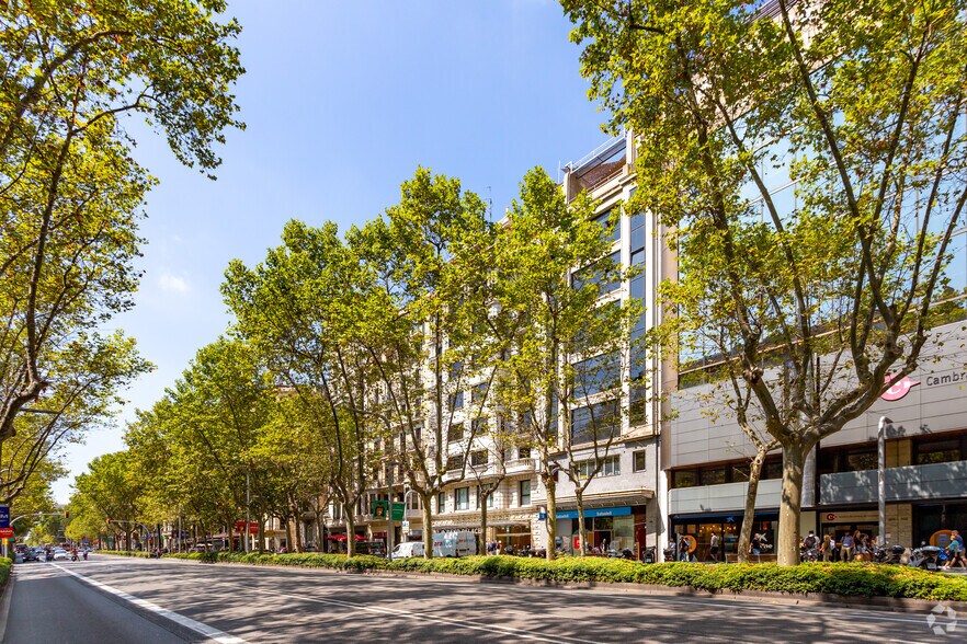 Avinguda Diagonal, 458, Barcelone, Barcelona à louer - Photo du bâtiment - Image 2 de 3