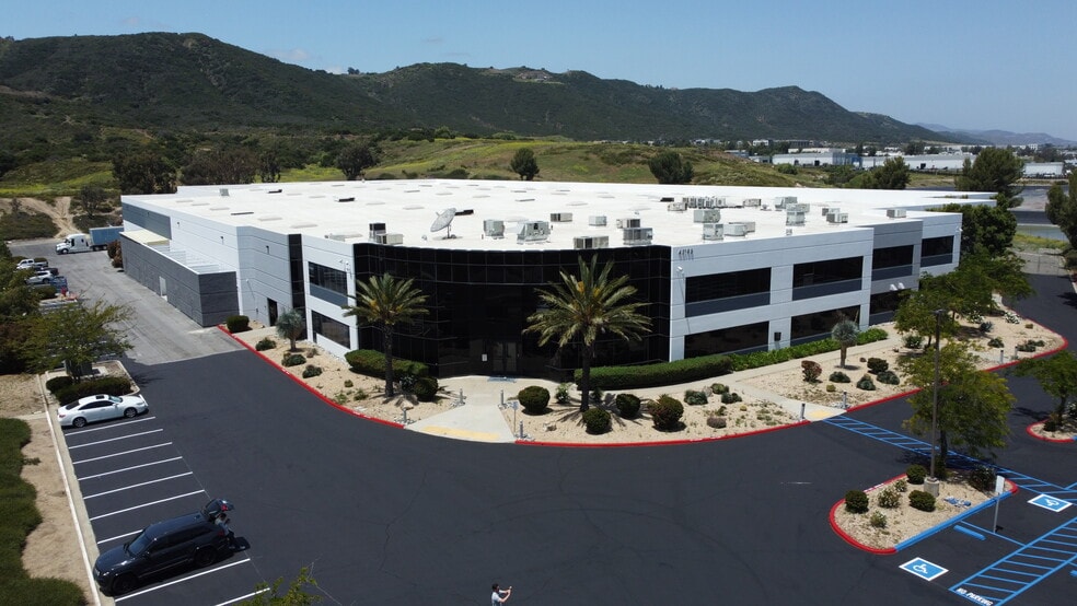 43195 Business Park Dr, Temecula, CA à vendre - Photo principale - Image 1 de 13