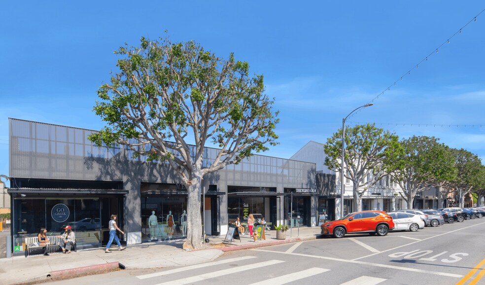 124-148 N Larchmont Blvd, Los Angeles, CA à vendre - Photo du bâtiment - Image 2 de 10