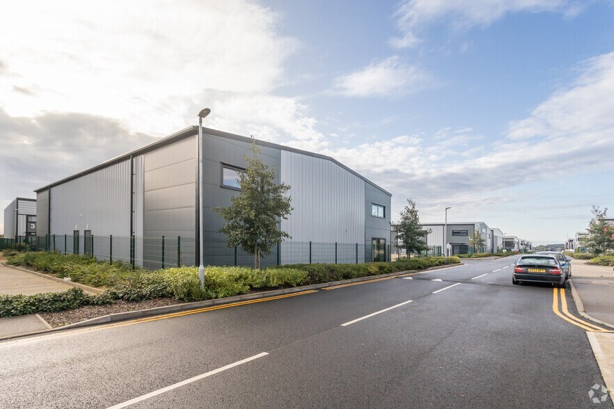 2 Harrier Way, Yaxley à louer - Photo du bâtiment - Image 2 de 6