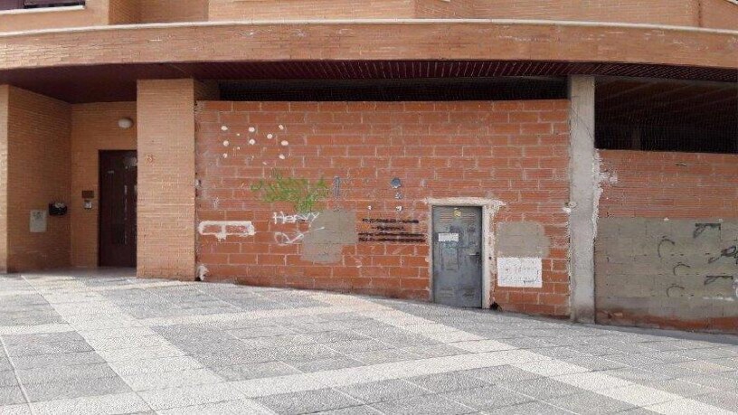 Avenida del Ejército, 17, Arganda del Rey, Madrid à vendre - Photo du bâtiment - Image 2 de 7