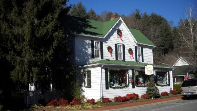 68 Front St, Dillsboro, NC for sale - Primary Photo - Image 1 of 1