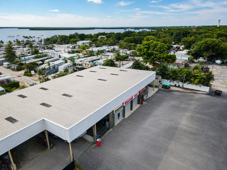 101500 Overseas Hwy, Key Largo, FL à vendre - Photo du bâtiment - Image 2 de 11