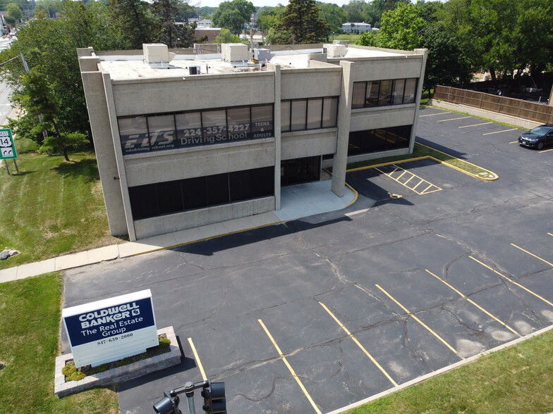 10 W Main St, Cary, IL for lease - Building Photo - Image 2 of 3