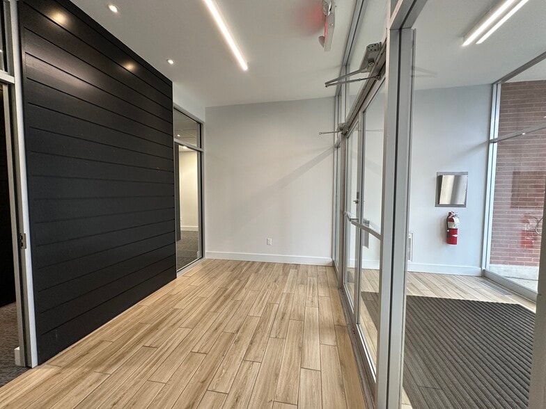 150 E Broadway St, Covington, OH for sale - Building Photo - Image 3 of 15