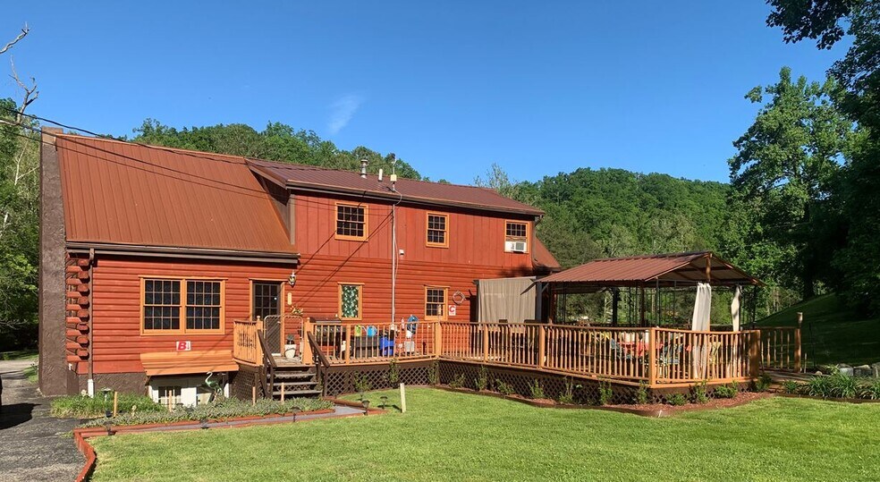 2507 5th Street Rd, Huntington, WV à vendre - Photo du bâtiment - Image 2 de 20