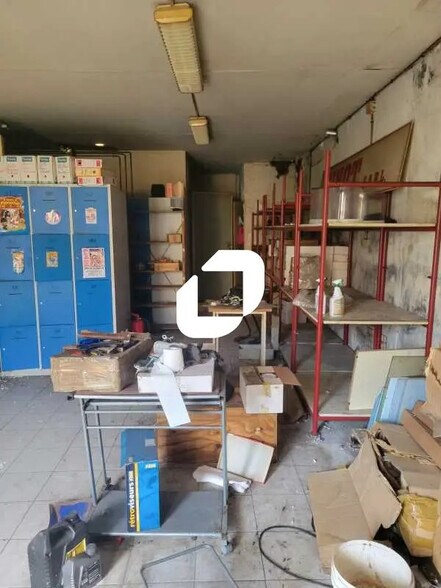 Local d'activités dans Saint-Denis à vendre - Photo intérieure - Image 3 de 11