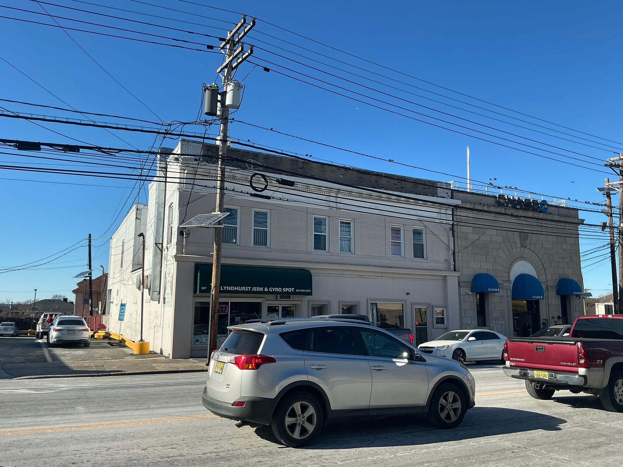 305-307 Ridge Rd, Lyndhurst, NJ à vendre Photo du bâtiment- Image 1 de 7