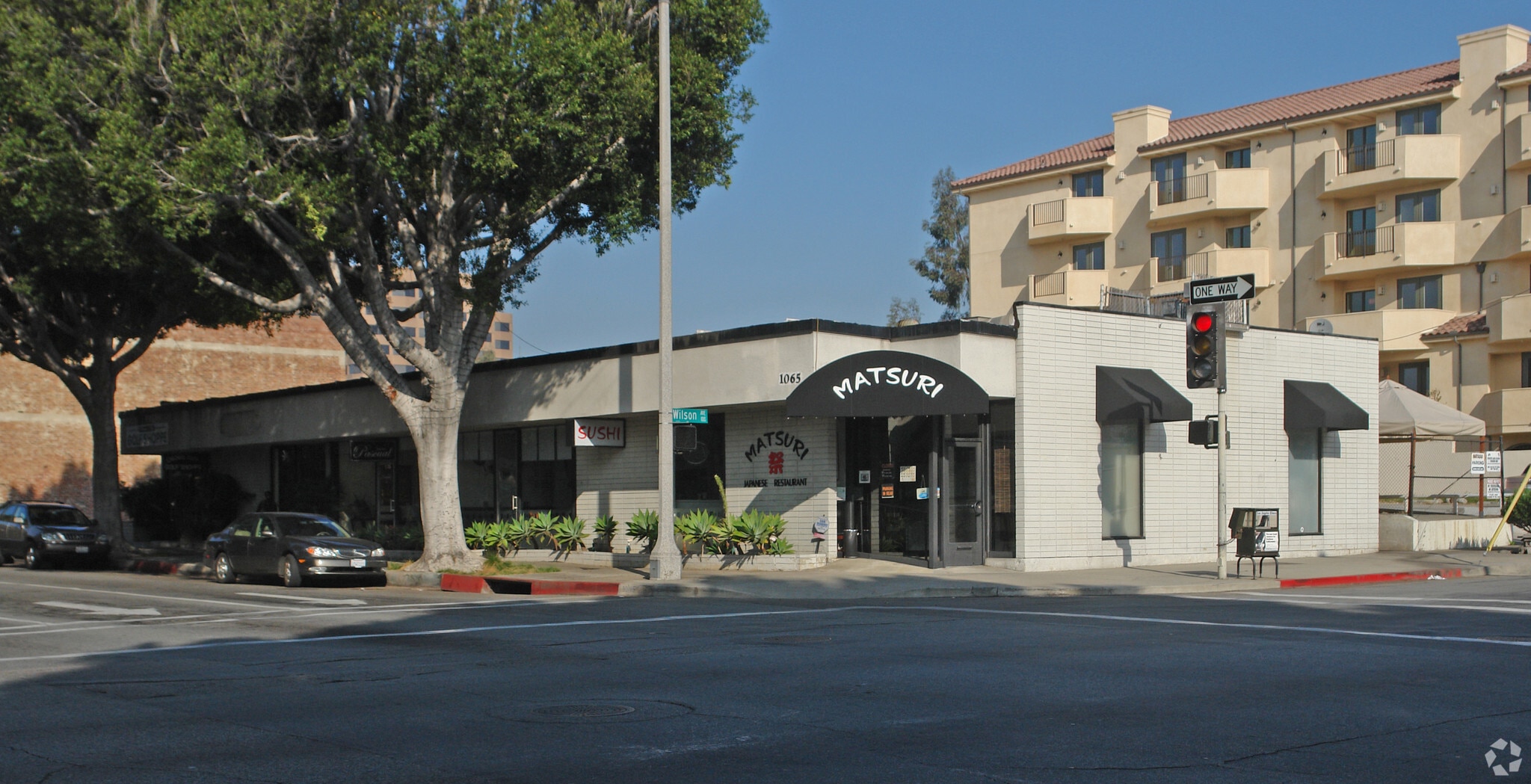 1055-1065 E Green St, Pasadena, CA for lease Primary Photo- Image 1 of 7