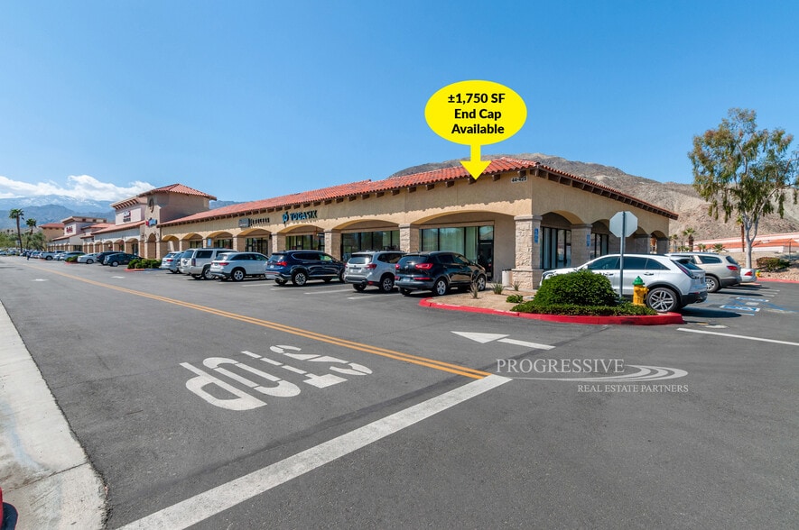 44419-44491 Town Center Way, Palm Desert, CA for lease - Building Photo - Image 2 of 7