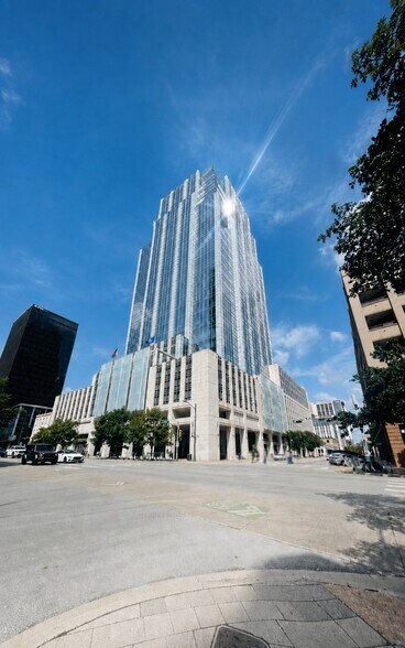 401 Congress Ave, Austin, TX à louer - Photo du bâtiment - Image 2 de 28