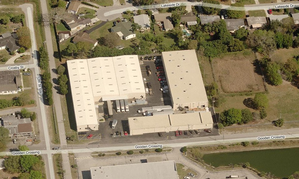 1185 Gooden Crossing, Largo, FL à louer - Photo du bâtiment - Image 3 de 4