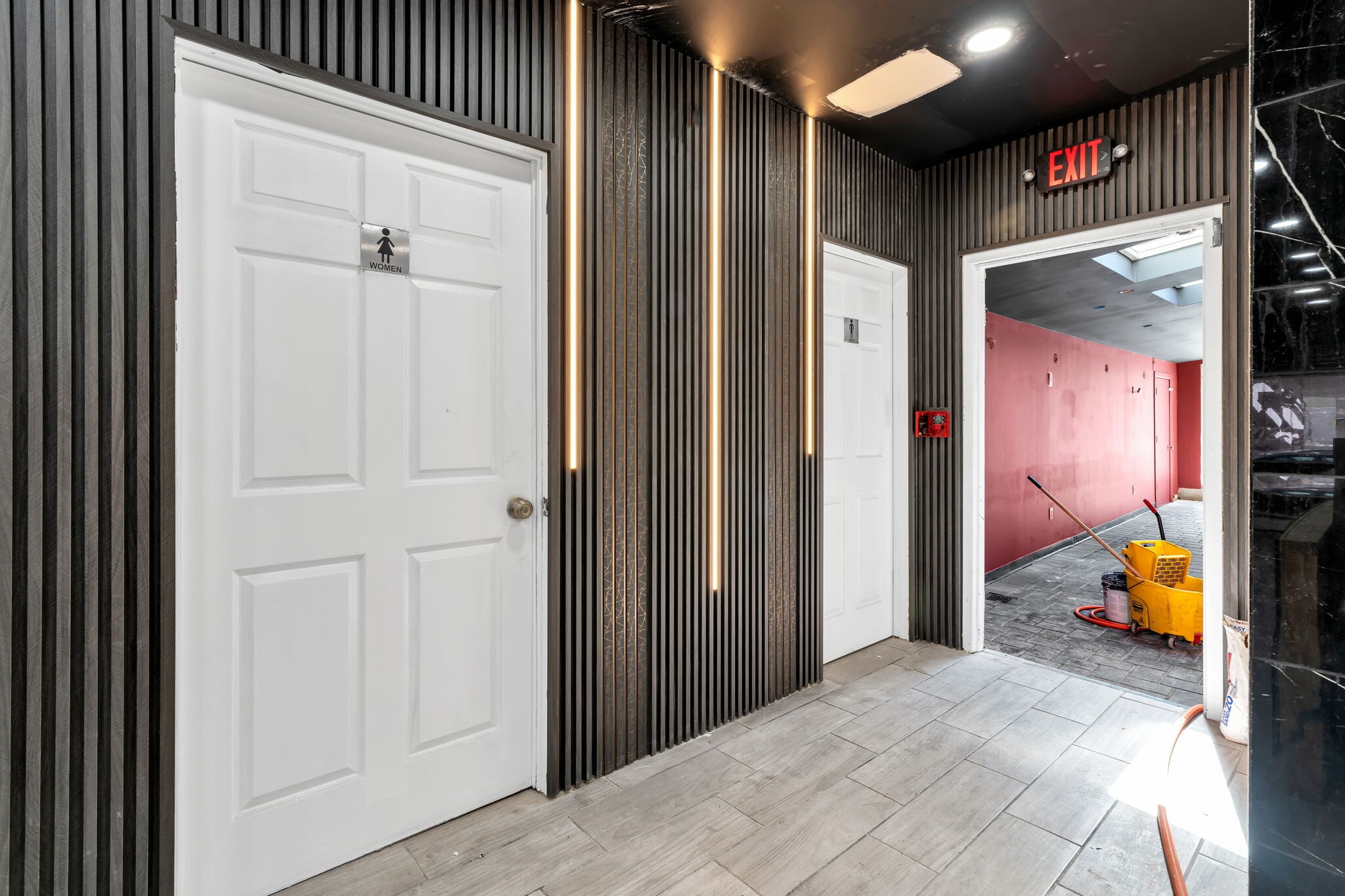 166 Getty Ave, Paterson, NJ for lease Interior Photo- Image 1 of 19