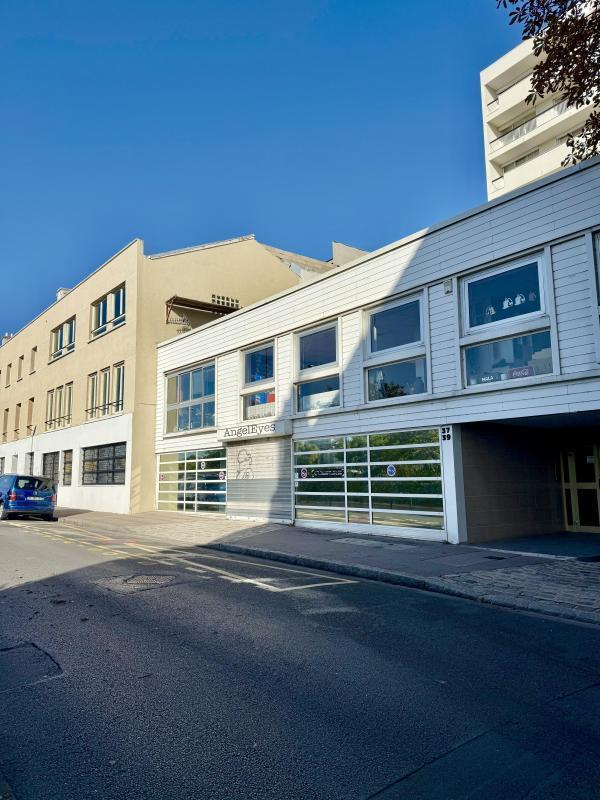 37 Rue Jean-Baptiste Charcot, Courbevoie à louer Photo du bâtiment- Image 1 de 9