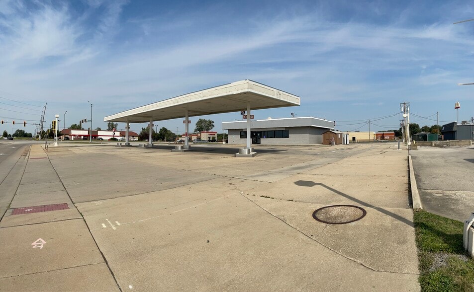 301 S Murray Rd, Rantoul, IL for sale - Building Photo - Image 2 of 6