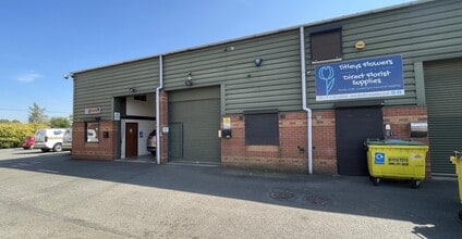 Canal Ln, Stoke On Trent for lease Building Photo- Image 1 of 7