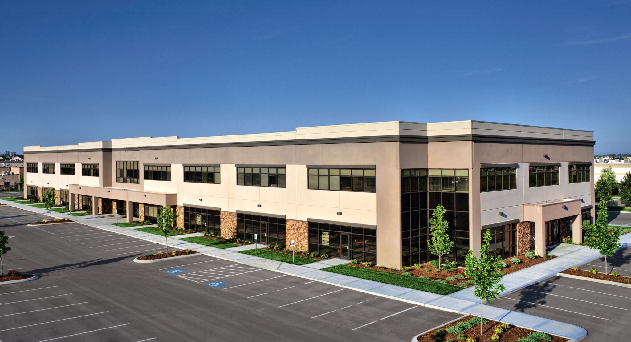 2041 S Cobalt Point Way, Meridian, ID for lease Building Photo- Image 1 of 15