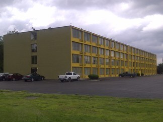 Plus de détails pour 70 Private Road 302, South Point, OH - Services hôteliers à vendre