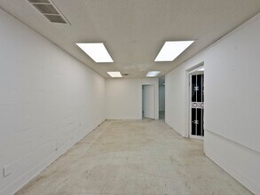 816-824 2nd Ct W, Birmingham, AL for lease Interior Photo- Image 2 of 11