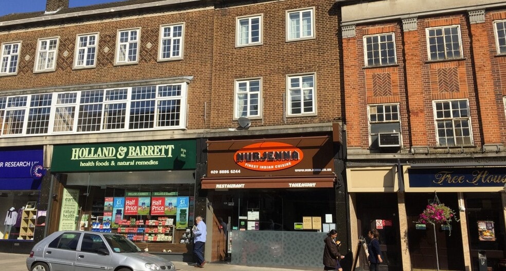 86 Chase Side, London for sale - Primary Photo - Image 1 of 1