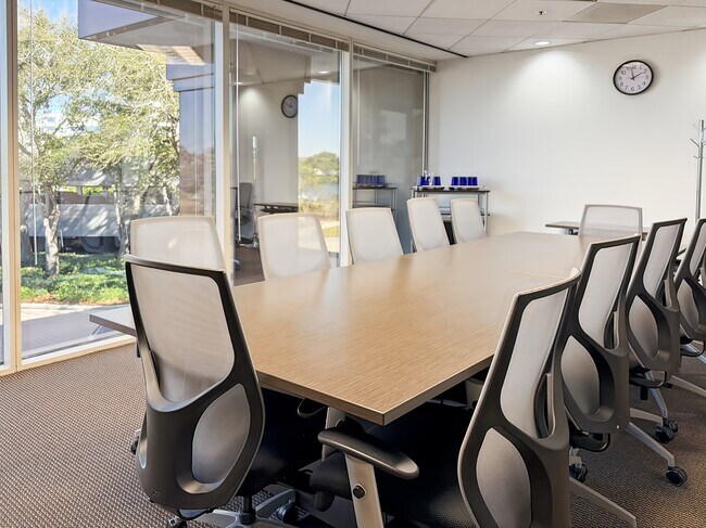 More details for 3001 N Rocky Point Dr E, Tampa, FL - Coworking for Lease