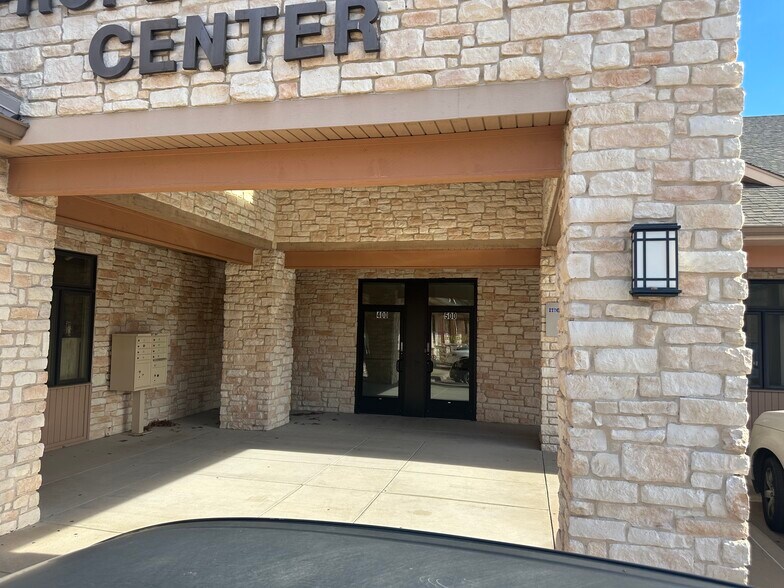 1429 Clear Lake Rd, Weatherford, TX à louer - Photo du bâtiment - Image 2 de 15