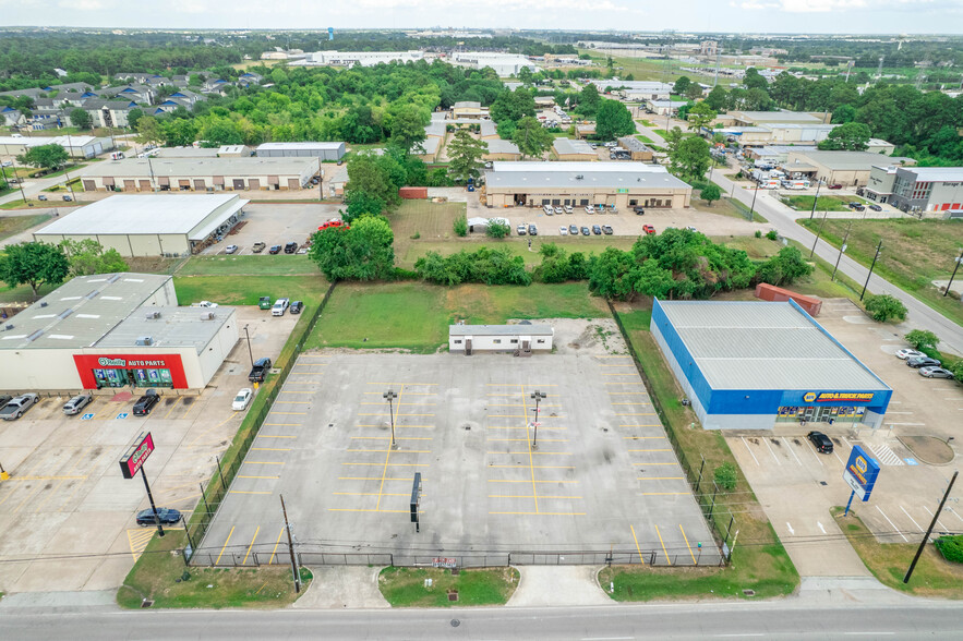 Jones Rd, Houston, TX à vendre - Photo du bâtiment - Image 1 de 1