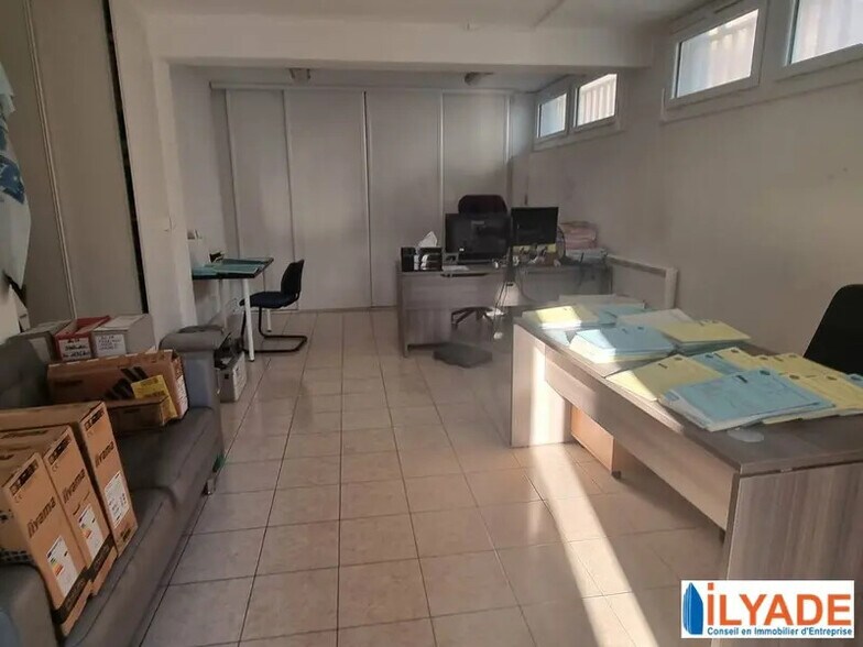 Bureau dans Marseille à vendre - Photo intérieure - Image 2 de 10