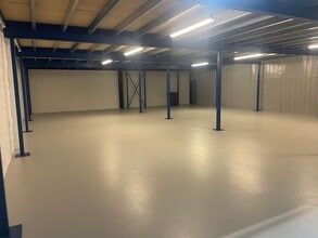 5 Bancombe Rd, Somerton for lease Interior Photo- Image 2 of 2