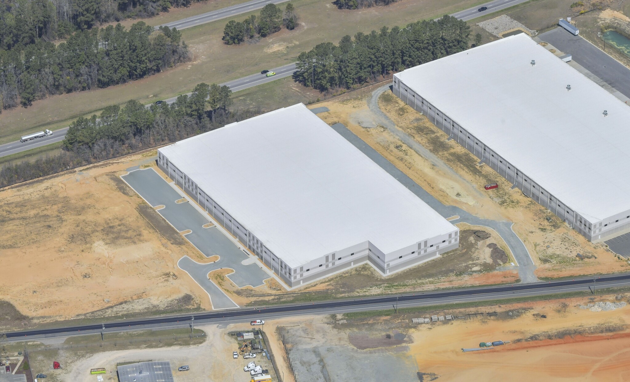 5300 Corporation Dr, Fayetteville, NC for lease Building Photo- Image 1 of 5