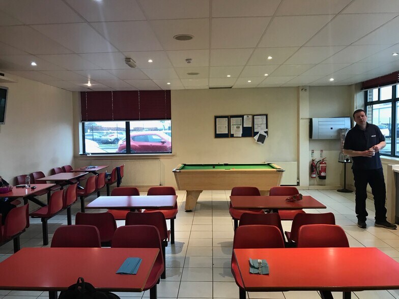 14 Cartside Av, Inchinnan à vendre - Photo du bâtiment - Image 3 de 8