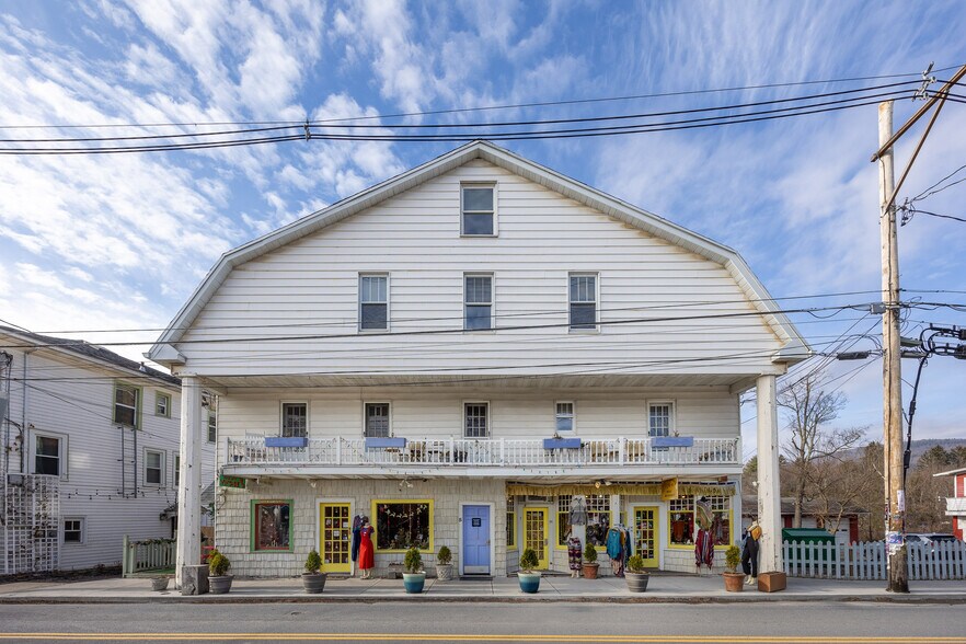 5-9 Rock City Rd, Woodstock, NY à vendre - Photo du bâtiment - Image 3 de 35