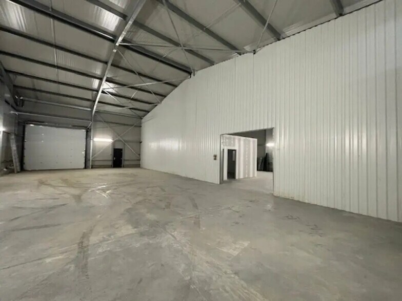 Flex in Sablet for lease - Building Photo - Image 3 of 9