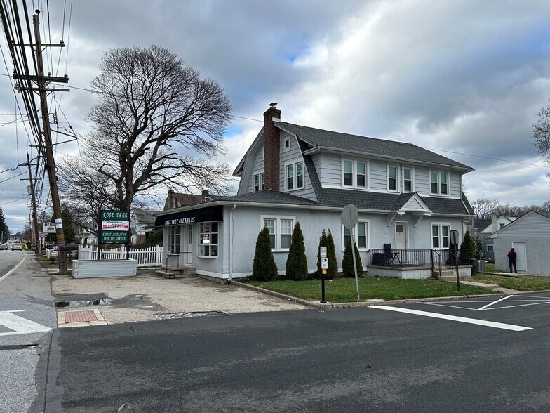 1001 N Providence Rd, Media, PA à louer - Photo du bâtiment - Image 2 de 3