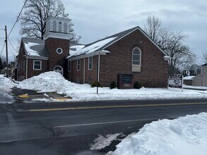 49 Jefferson St, Phoenix, NY à louer Photo du bâtiment- Image 1 de 23
