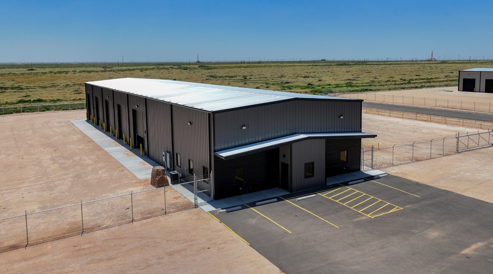 5713 W County 135 rd, Midland, TX for sale - Building Photo - Image 2 of 25