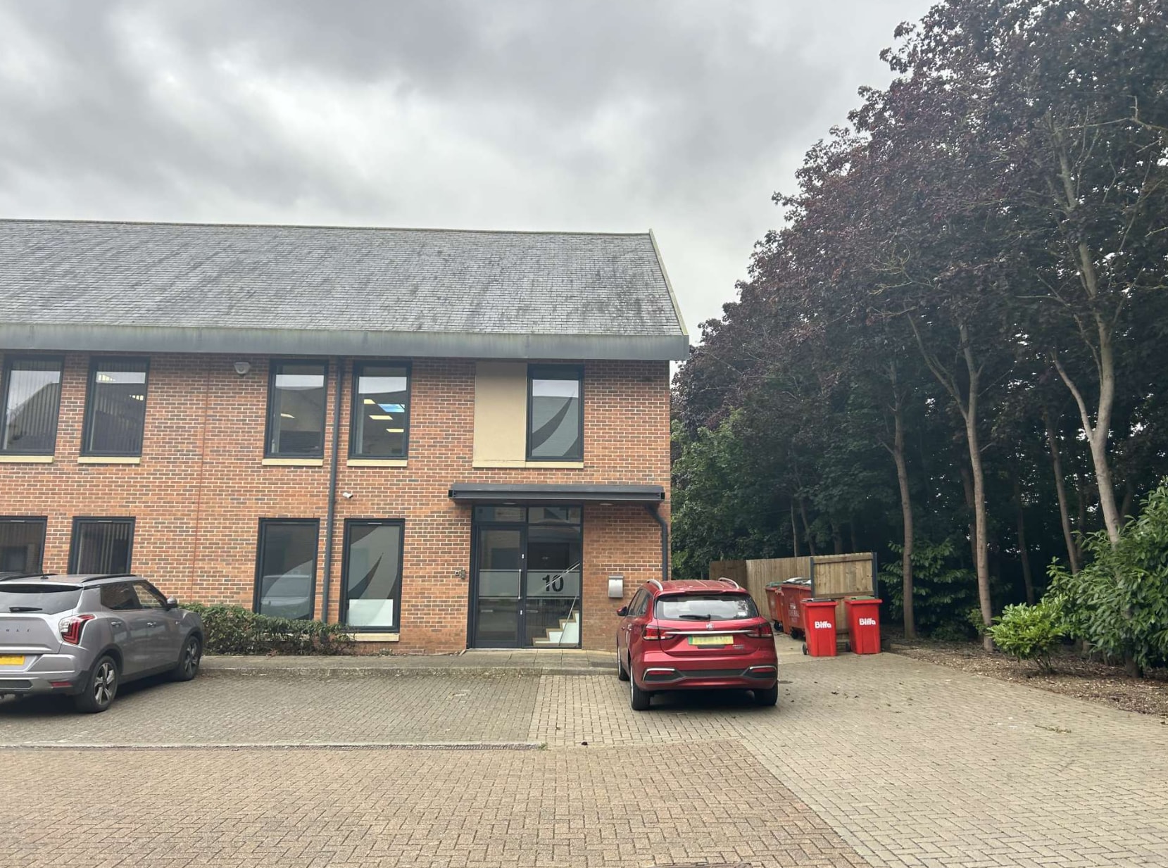 8-10 Papyrus Rd, Peterborough for lease Building Photo- Image 1 of 3