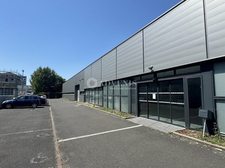 Industrial in Strasbourg for lease - Building Photo - Image 2 of 10