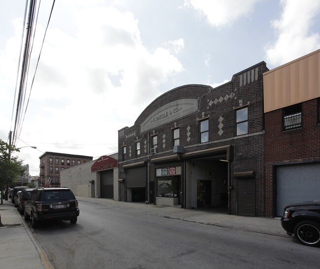 Plus de détails pour 72 Huntington St, Brooklyn, NY - Industriel à louer