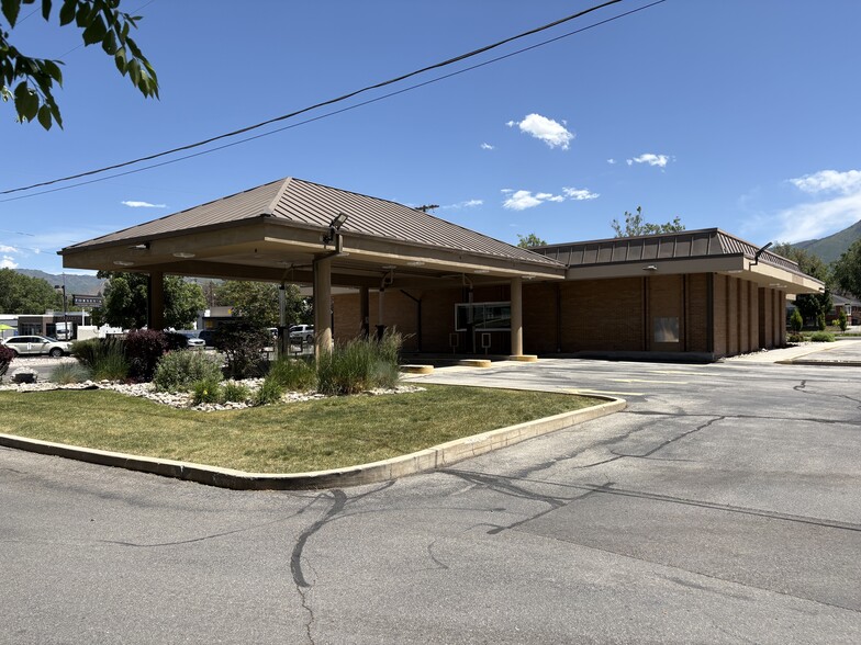 3020 Highland Dr, Salt Lake City, UT for sale - Building Photo - Image 1 of 10