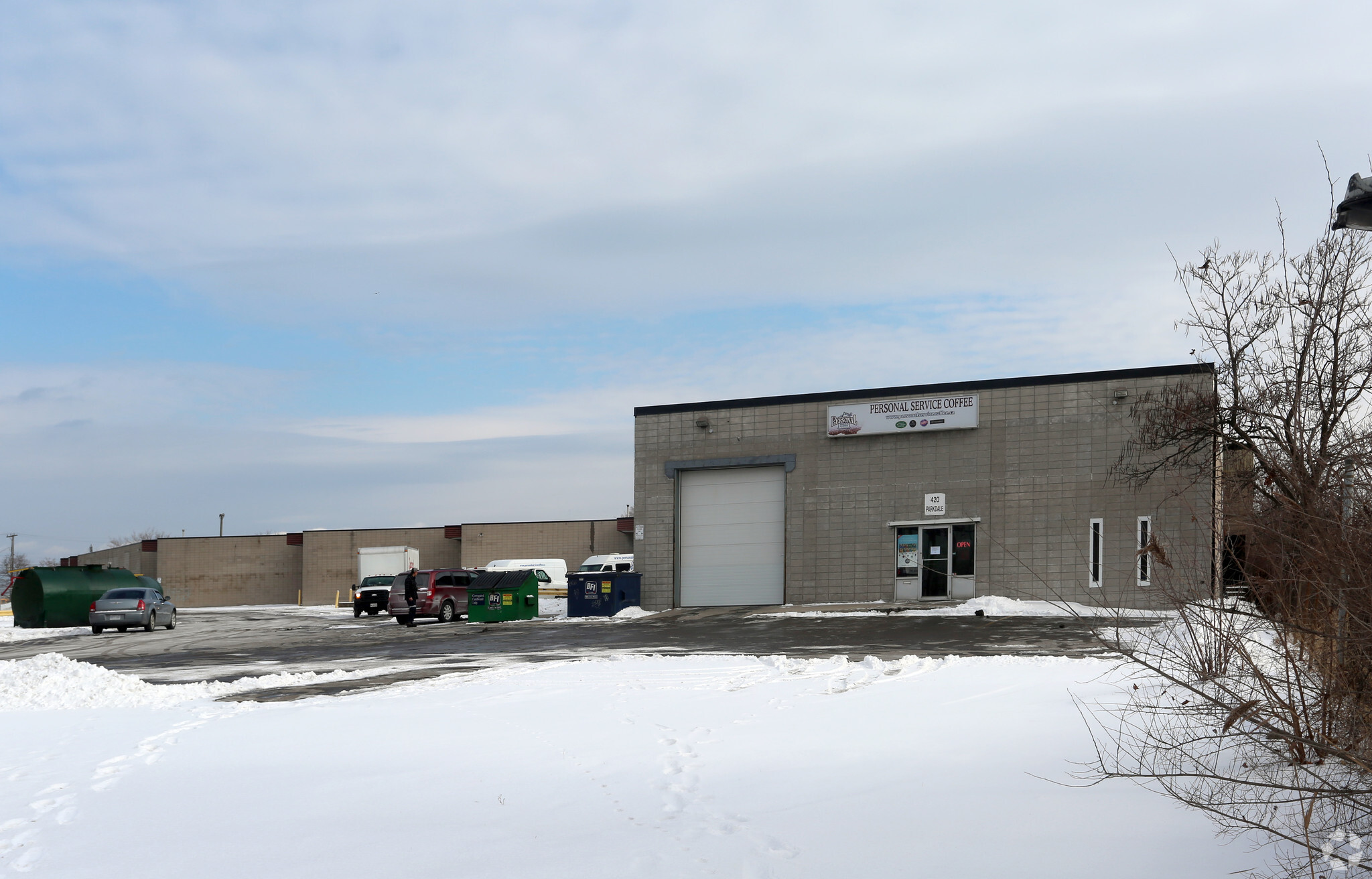 420 Parkdale Ave N, Hamilton, ON for lease Primary Photo- Image 1 of 4