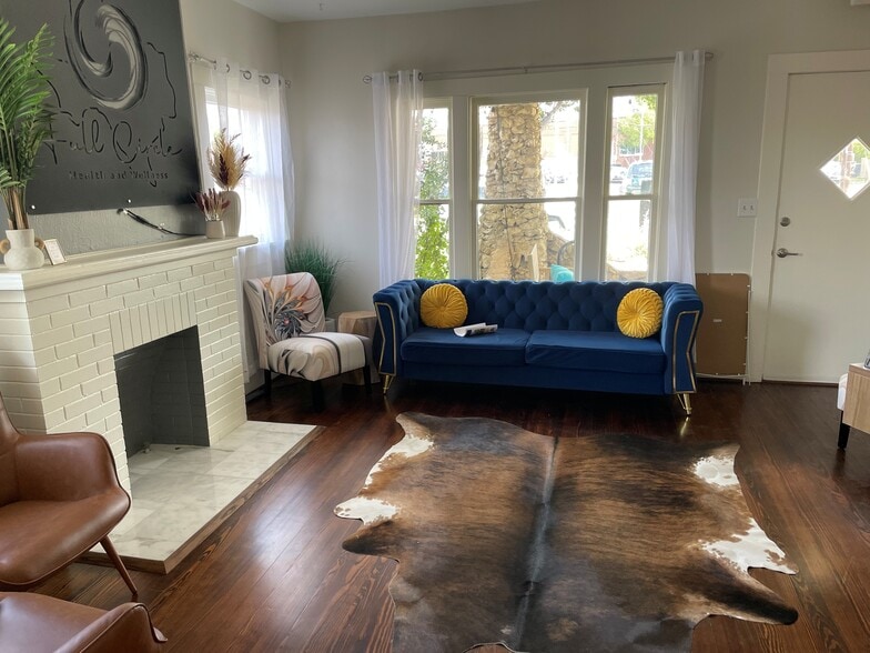 1620 Enderly Pl, Fort Worth, TX for lease - Building Photo - Image 2 of 9